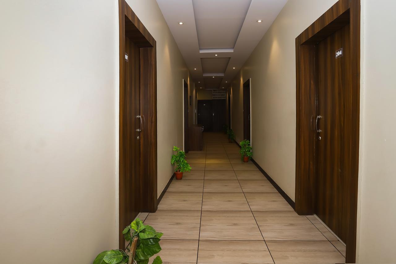 Hotel Ashoka Palace Ujjain Extérieur photo