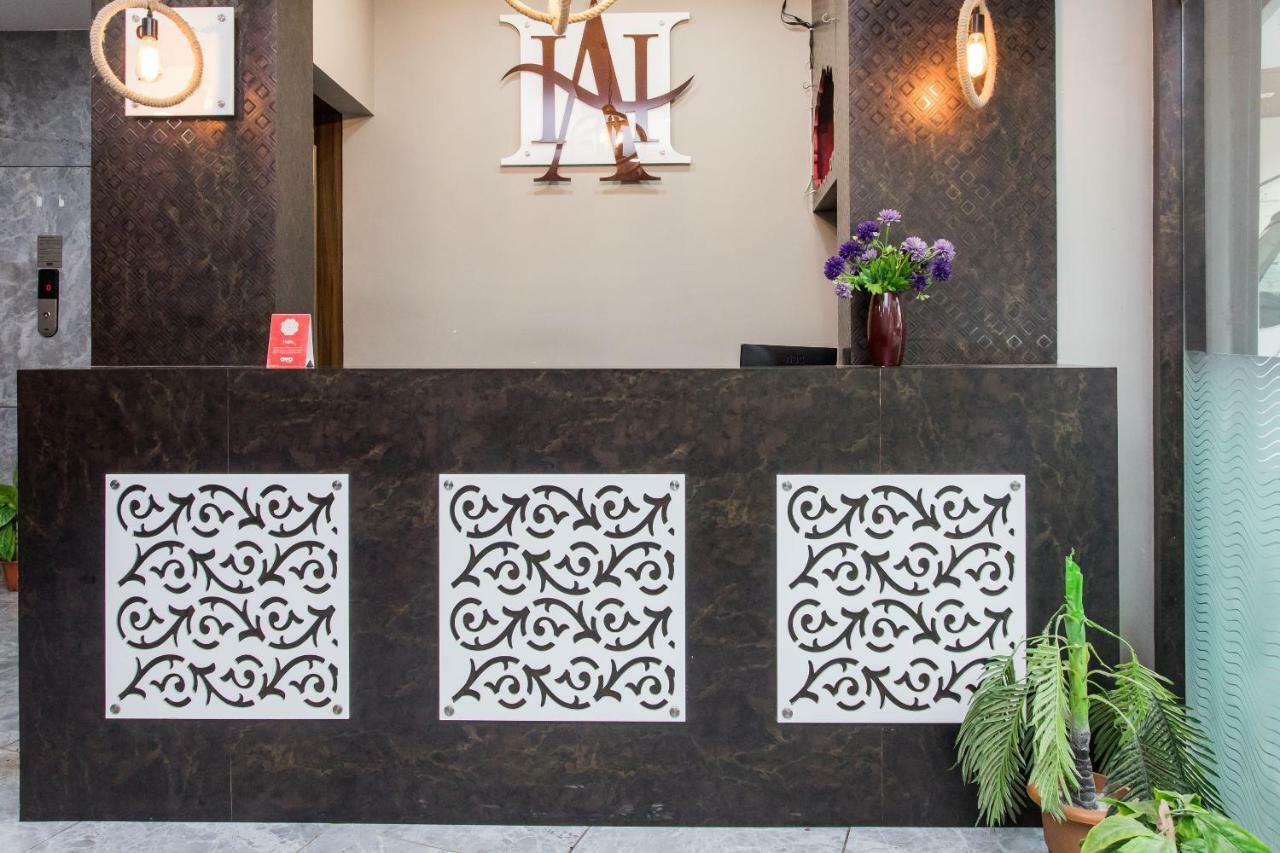 Hotel Ashoka Palace Ujjain Extérieur photo